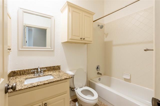 Building Photo - 18119 Frankford Lakes Cir