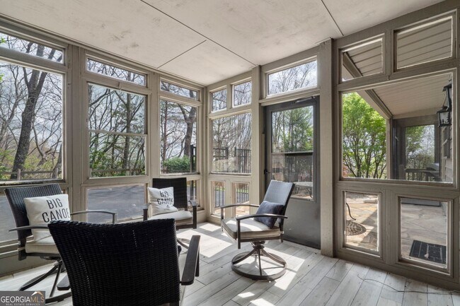 Building Photo - FULLY FURNISHED! Magnificent Panoramic Vie...