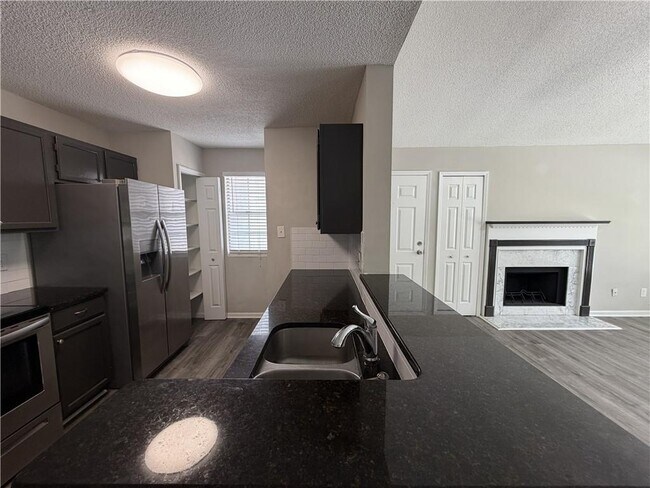 Building Photo - 1101 Sandy Ln Dr