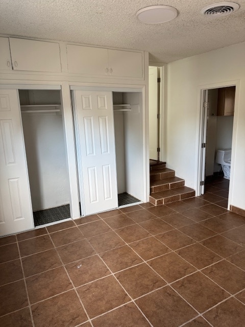 Building Photo - 2230 Alta Vista Dr