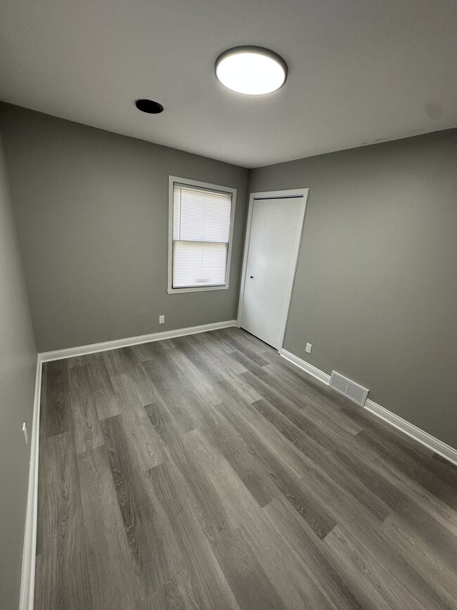 Building Photo - 1715 Overdene Ave