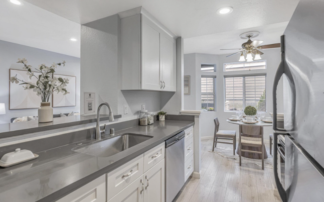 Building Photo - 7595 Canyon Meadows Cir