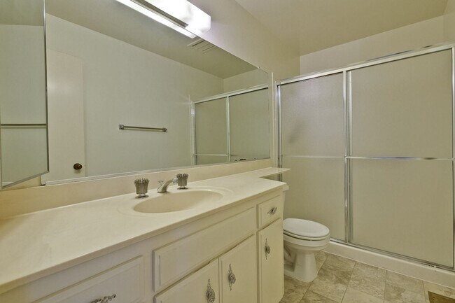 Building Photo - Wow! What a Great Home! Available Soon!