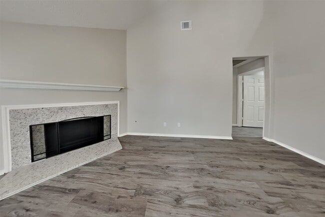 Building Photo - 20143 Glen Burn Ct