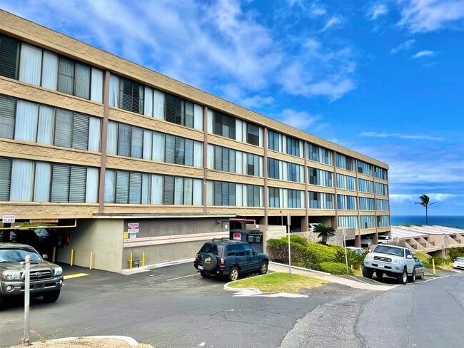 Building Photo - 493 Pio Dr