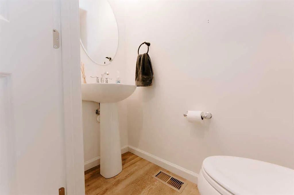 Building Photo - 3297 Cres Falls Way