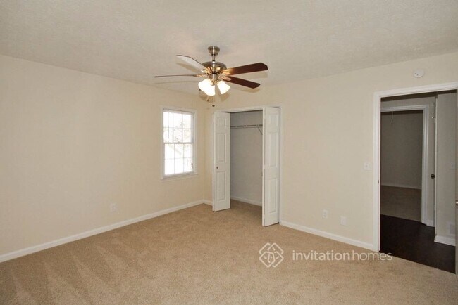 Building Photo - 4660 Candlewyck Way