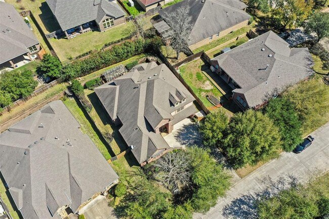 Building Photo - 1923 Graystone Hills Dr