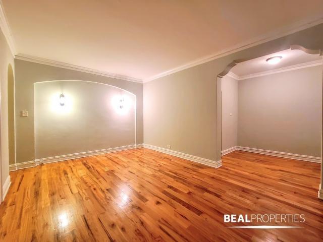 Building Photo - 1 bedroom in CHICAGO IL 60657