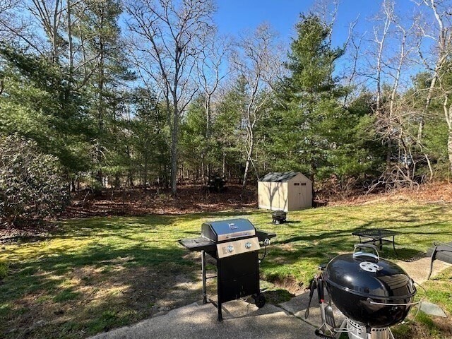 Building Photo - 70 Clay Pond Rd