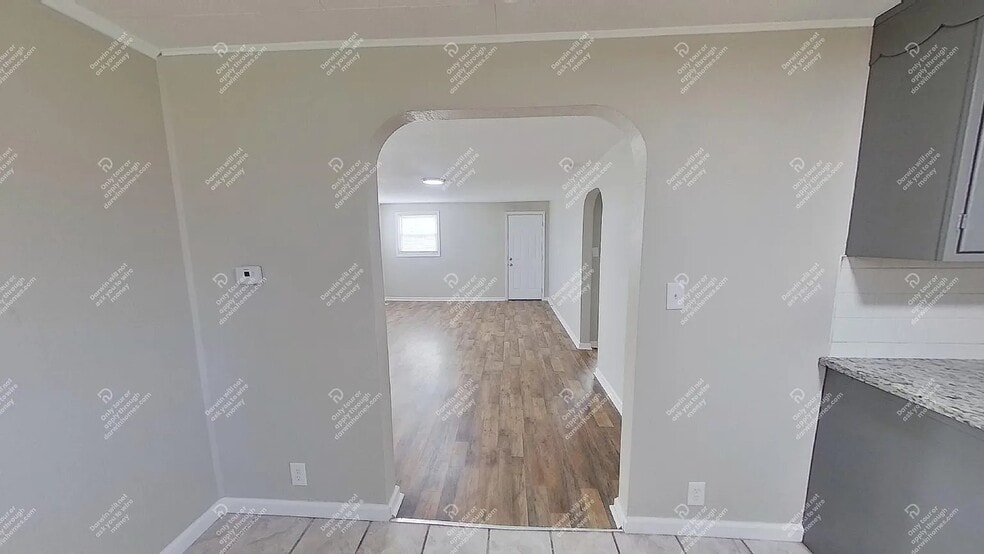 Building Photo - 4808 NE 47th St