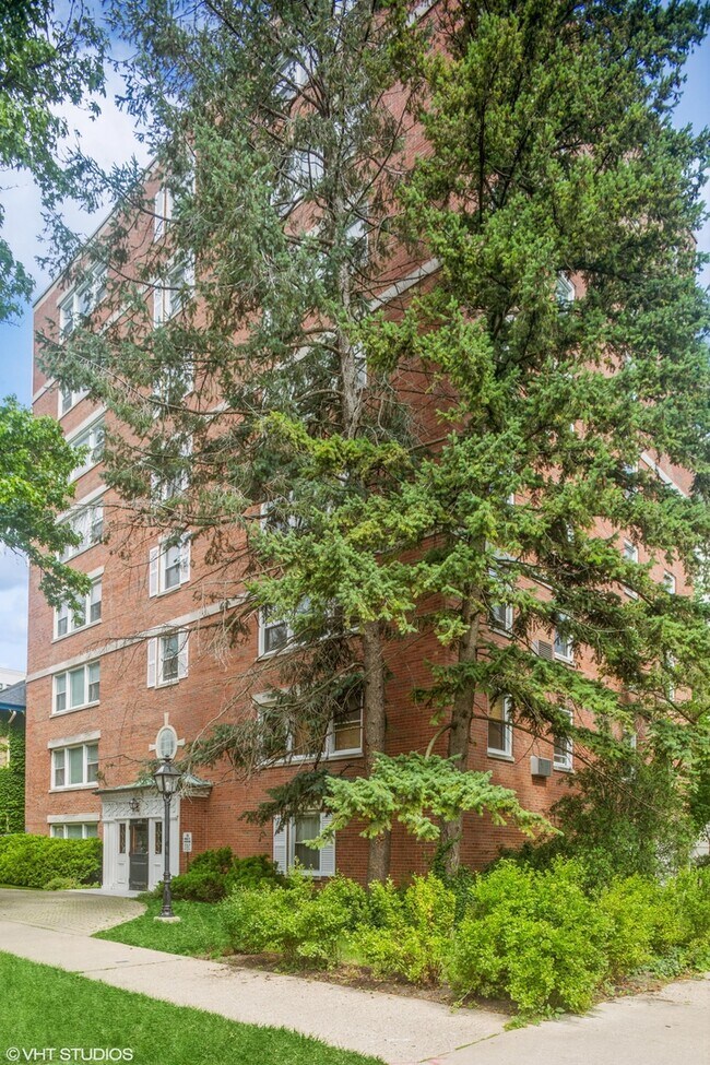 Building Photo - 1101 Grove St