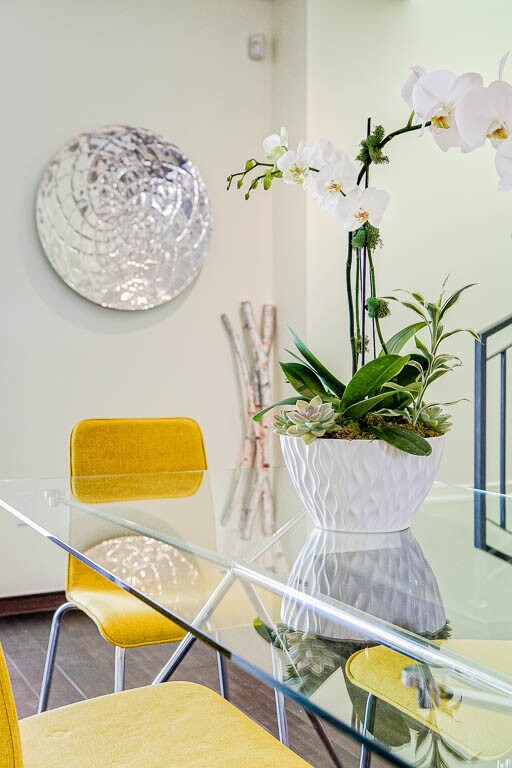 Building Photo - 257 S Hudson Ave