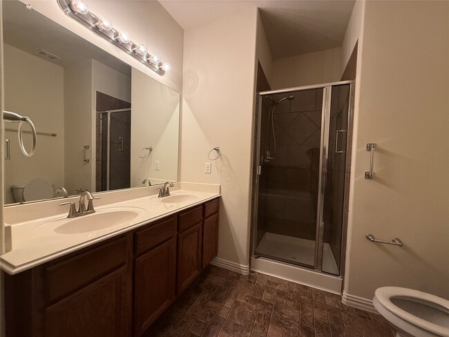 Building Photo - 8010 Rowena Dale Dr