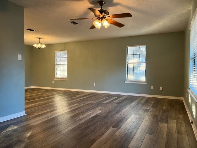 Building Photo - East Fairhope Full Brick