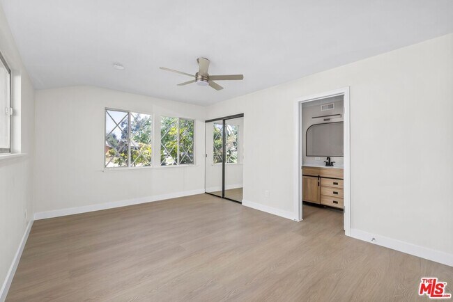 Building Photo - 23414 Dolorosa St