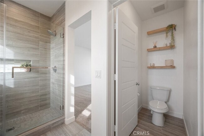 Building Photo - 279 Dockside Ln