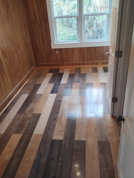 Building Photo - 115 Chatham Dr