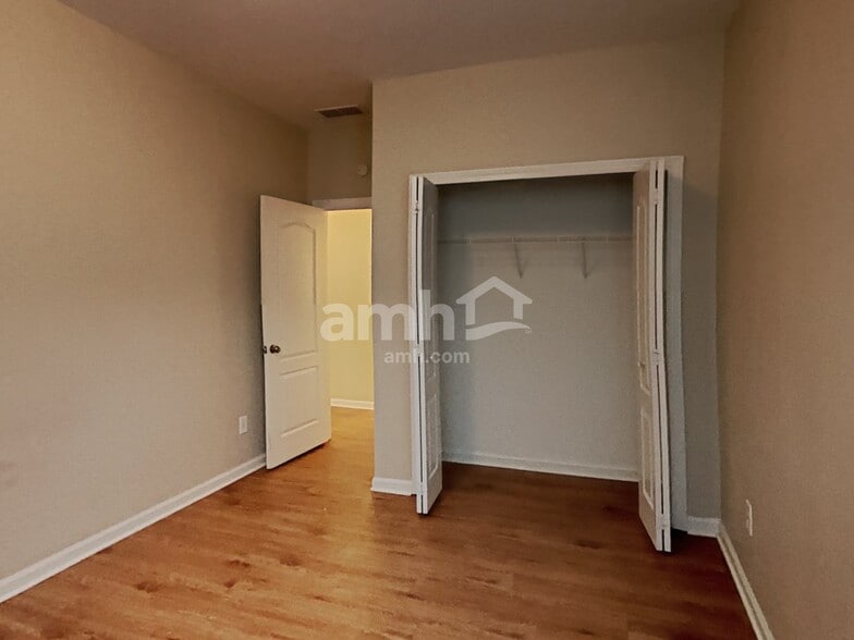 Building Photo - 3455 Arbroath Dr