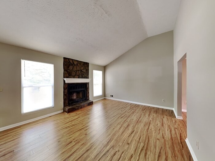 Building Photo - 1734 Jajef Ave