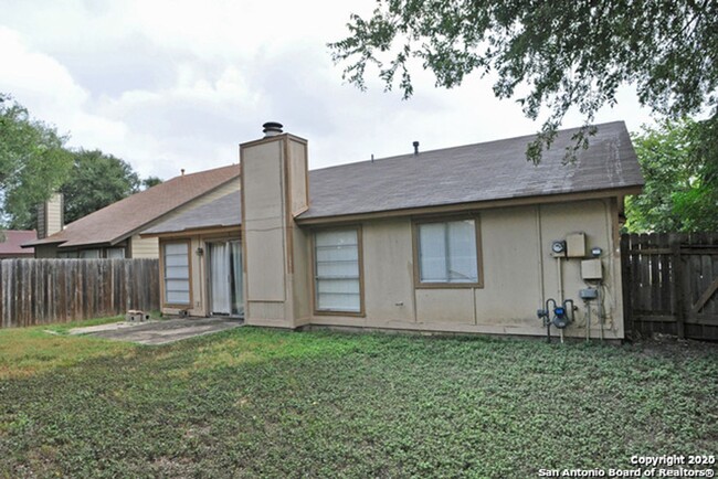 Building Photo - 3 Bedroom/2 Bath Ridge Creek Subdivision