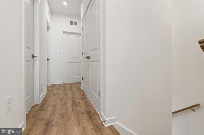 Building Photo - 43793 Mystic Maroon Ter