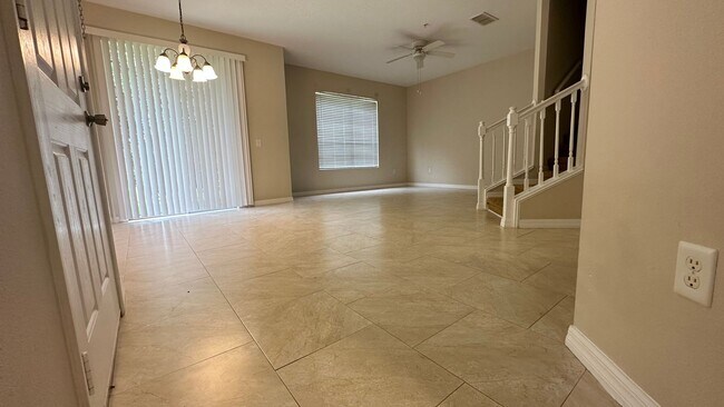 Primary Photo - Spacious 3 Bed, 2.5 Bath Townhome with 2-Car Garage | Gated Tucker Oaks Community in Winter Garden