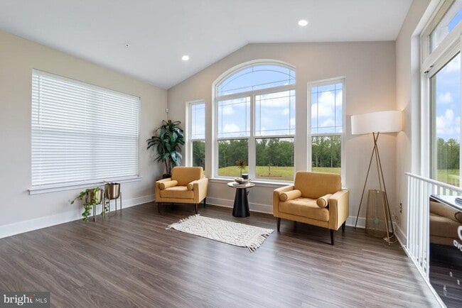 Building Photo - 4378 Shakespeare Cir