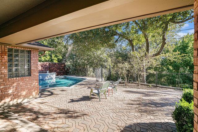 Building Photo - 1418 Holley Creek Ln