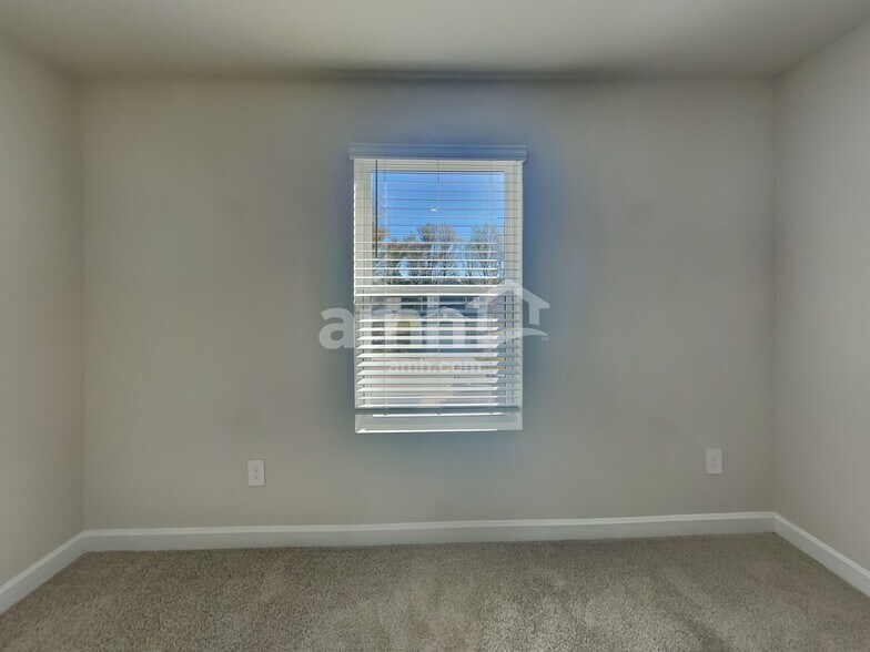 Building Photo - 548 Crowder Pl