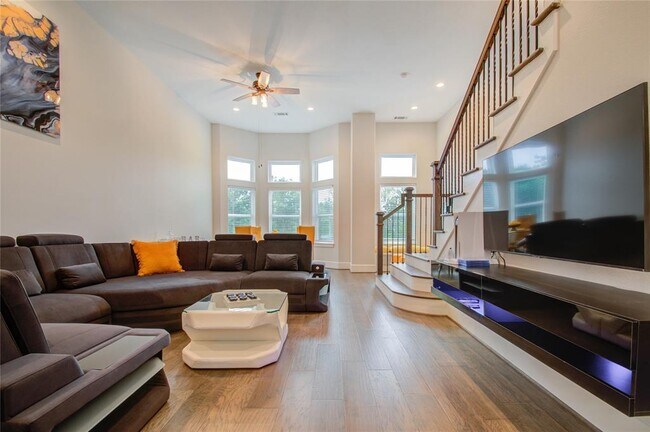 Building Photo - 2020 McGowen St