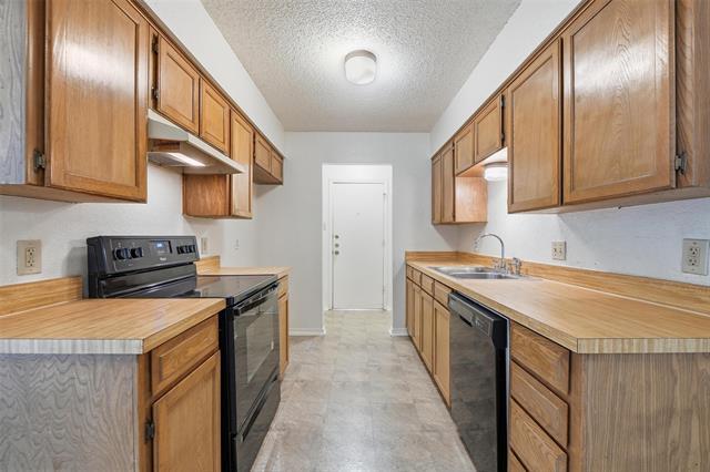 Building Photo - 2812 Ridgecrest Dr