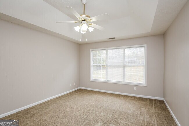 Building Photo - 827 New England Ct