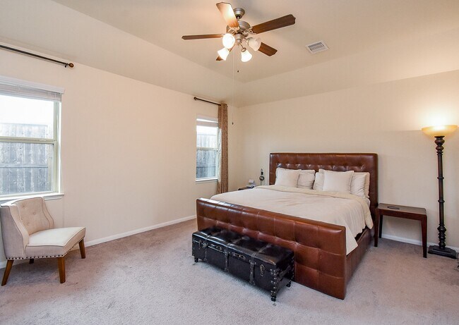 Building Photo - 12447 Girasole Ct