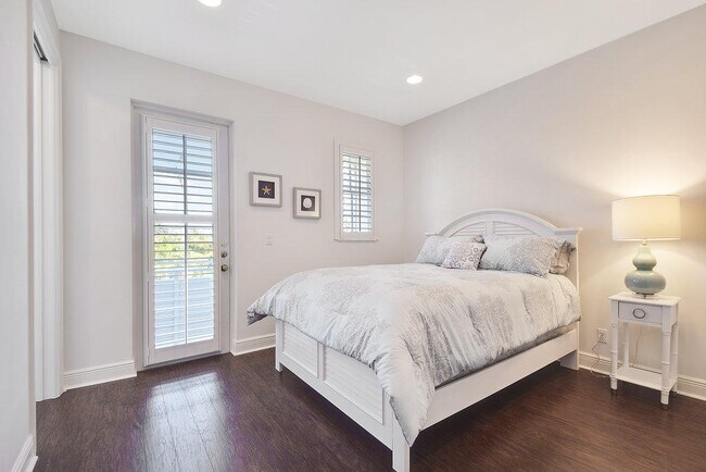 Building Photo - 106 Ocean Breeze Dr