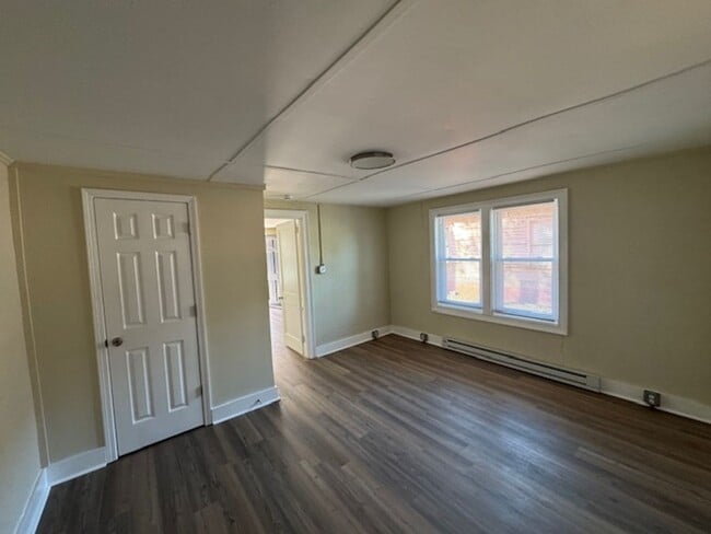Building Photo - Newly Renovated 1 Bedroom 1 Bath in Wilson