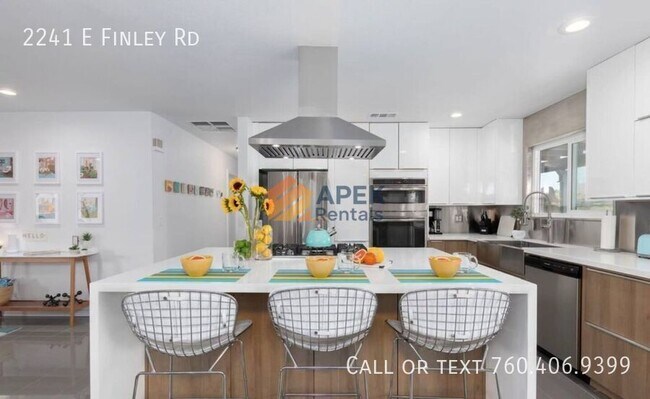 Building Photo - 2241 E Finley Rd