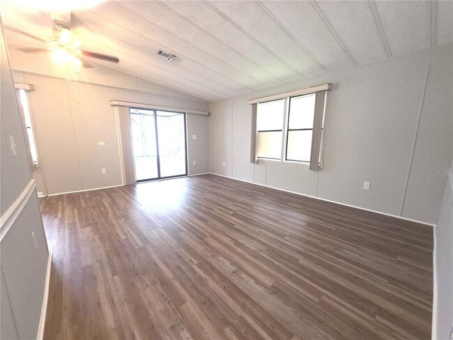 Building Photo - 35051 Colony Hills Dr