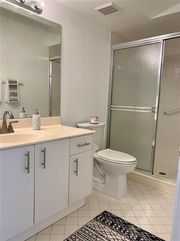 Building Photo - 6061 Bahia Del Mar Cir