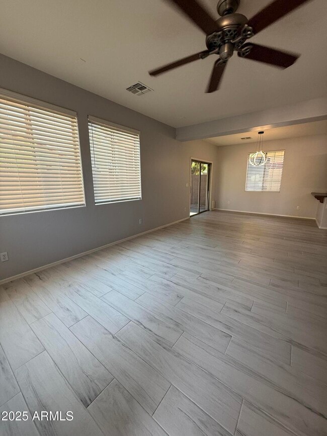 Building Photo - 848 S Colonial Dr
