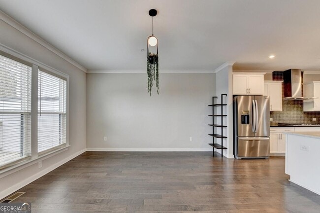 Building Photo - 2083 Holtz Ln