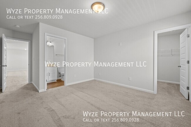 Building Photo - 283 Shubert Dr
