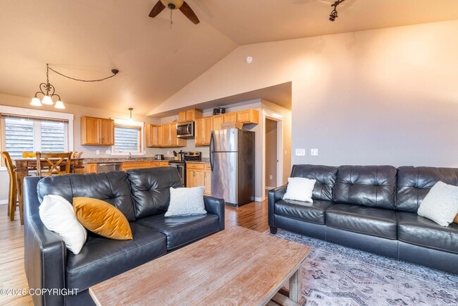 Building Photo - 1254-1256-1256 Water St