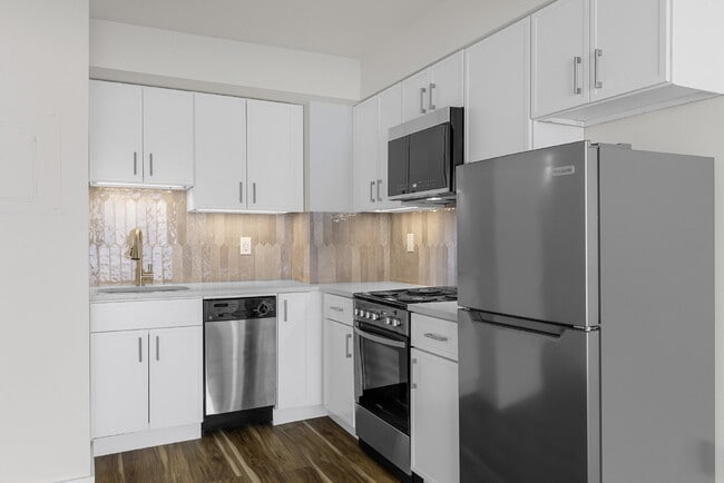 Building Photo - Boardwalk House A-05 | Renovated 2BR with Balcony, 733 SF