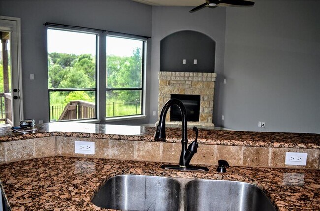 Building Photo - 117 Calima Cove