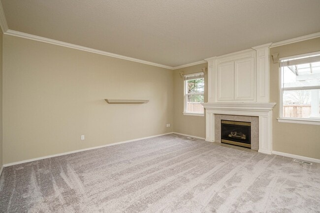 Building Photo - Desirable Fisher's Landing Elementary School District - 3 Bedroom 2.5 Bath