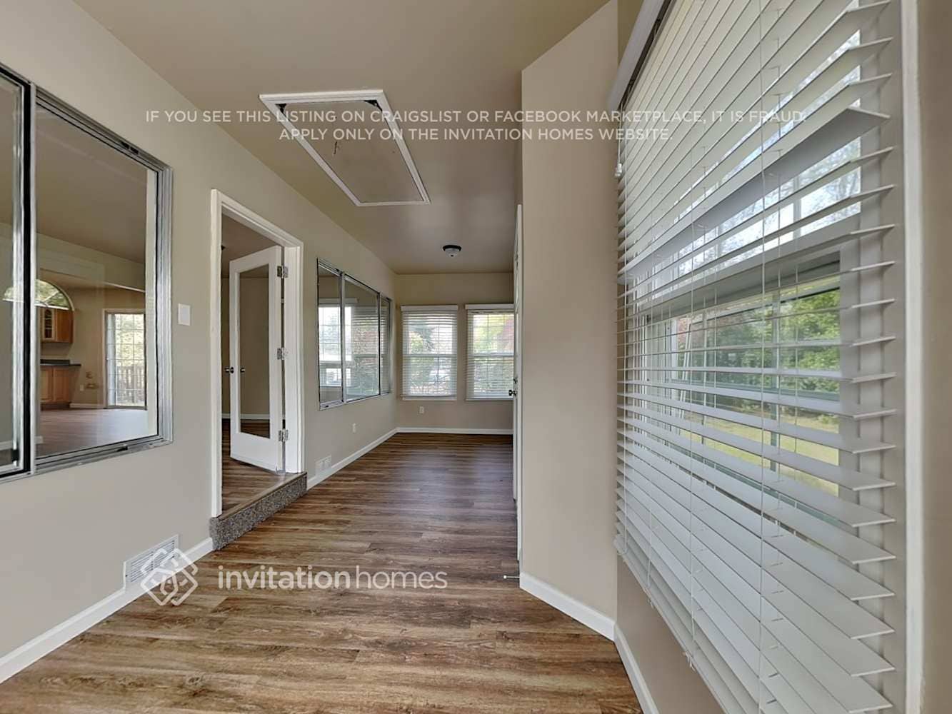 Building Photo - 19401 8th Ave S