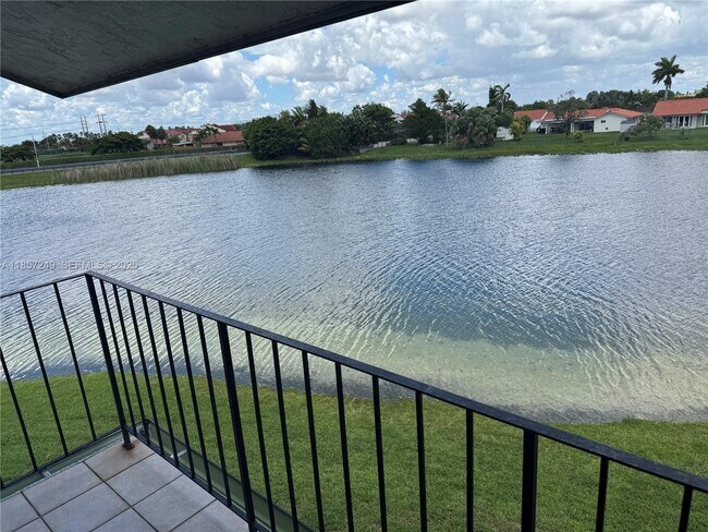 Building Photo - 13261 SW 17th Ln