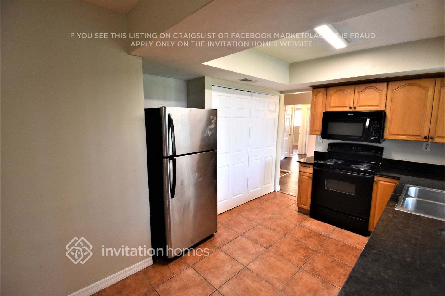 Building Photo - 8390 NW 21st Ct