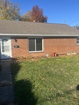 Building Photo - 106 Larry St